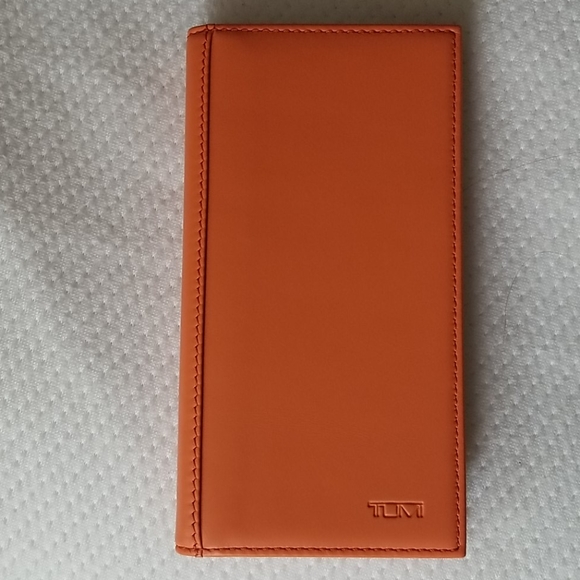 tumi leather notebook